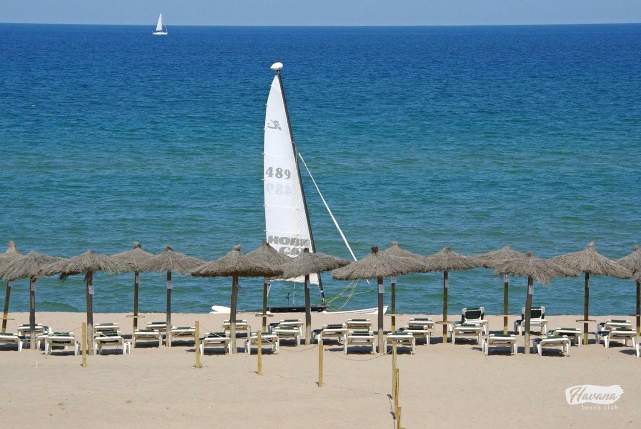 Apartaments Beach & Golf Resort Пальс Экстерьер фото